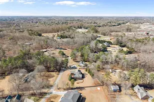 1875 Southers Cir, Suwanee, GA 30024 - Photo 77