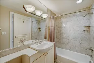 700 Park Regency Pl, Atlanta, GA 30326 - Photo 11
