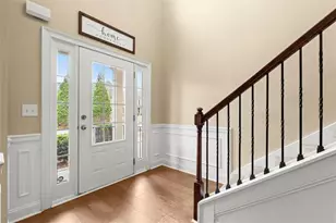 4910 Carriage Bridge Ln, Cumming, GA 30040 - Photo 5