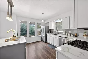 721 Shannon Green Cir SW, Mableton, GA 30126 - Photo 7