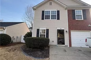 422 Royal Oak Dr, Acworth, GA 30102 - Photo 1