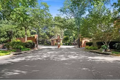 112 Mount Vernon Circle, Atlanta, GA 30338 - Photo 41