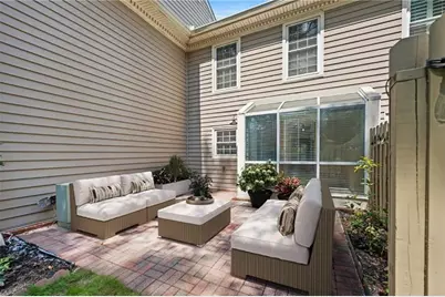 112 Mount Vernon Circle, Atlanta, GA 30338 - Photo 5