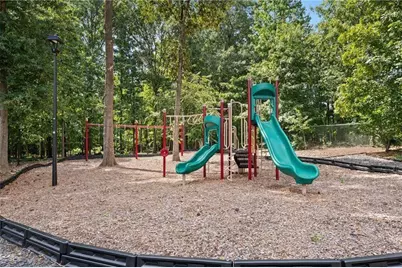 112 Mount Vernon Circle, Atlanta, GA 30338 - Photo 37