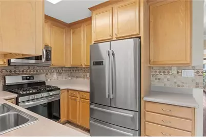 112 Mount Vernon Circle, Atlanta, GA 30338 - Photo 17