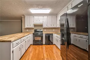 216 Cedar Valley Ct, Canton, GA 30115 - Photo 5