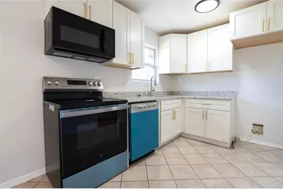 296 Rockin Hill Drive SW, Marietta, GA 30060 - Photo 15