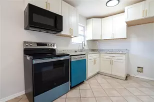 296 Rockin Hill Dr SW, Marietta, GA 30060 - Photo 15