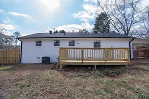 296 Rockin Hill Dr SW, Marietta, GA 30060 - Photo 31