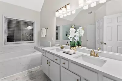 1042 Pennsylvania Run NE, Lawrenceville, GA 30043 - Photo 15