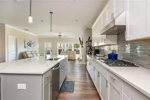 908 Summit Dr, Canton, GA 30114 - Photo 11