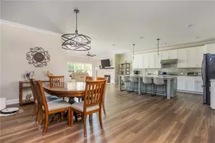 908 Summit Dr, Canton, GA 30114 - Photo 19