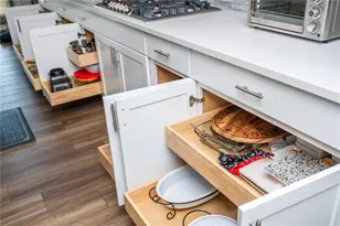 908 Summit Dr, Canton, GA 30114 - Photo 13