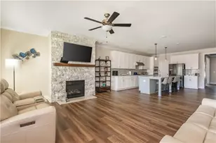 908 Summit Dr, Canton, GA 30114 - Photo 15