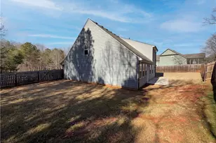 943 Liberty Bell Run, Hoschton, GA 30548 - Photo 11