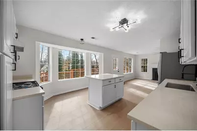 180 Preston Oaks Drive, Alpharetta, GA 30022 - Photo 7