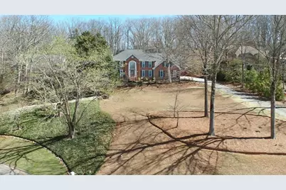 4409 Windsor Oaks Circle, Marietta, GA 30066 - Photo 9