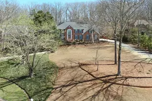 4409 Windsor Oaks Cir, Marietta, GA 30066 - Photo 9