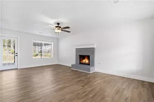 3180 Victoria Rdg Ct, Loganville, GA 30052 - Photo 5