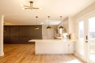 95 Simpson Dr NE, Kennesaw, GA 30144 - Photo 7