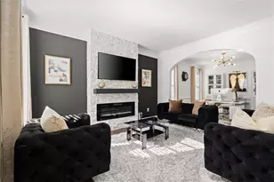 4146 Kingsley Park Ct, Peachtree Corners, GA 30096 - Photo 3