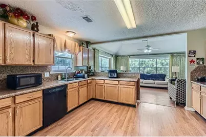 1736 Mossy Rock Cove, Lithonia, GA 30058 - Photo 13