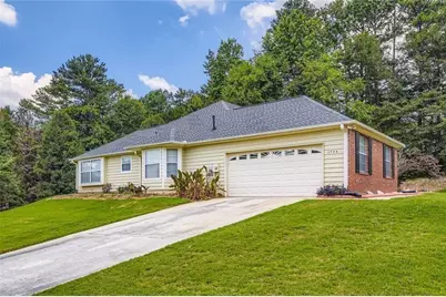 1736 Mossy Rock Cove, Lithonia, GA 30058 - Photo 5