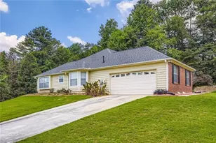 1736 Mossy Rock Cove, Lithonia, GA 30058 - Photo 5