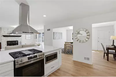 3607 Sawmill Terrace, Marietta, GA 30062 - Photo 7