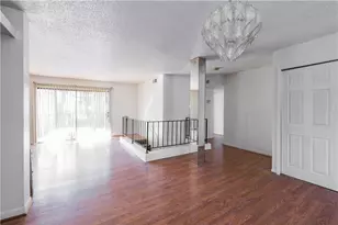 1213 Camelot Dr, Atlanta, GA 30349 - Photo 3