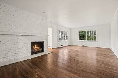 2360 Young Drive, College Park, GA 30337 - Photo 5