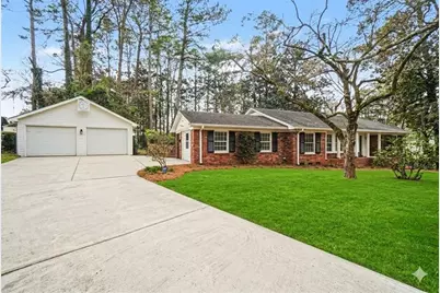 2360 Young Drive, College Park, GA 30337 - Photo 3