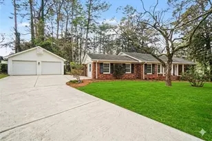 2360 Young Dr, College Park, GA 30337 - Photo 3