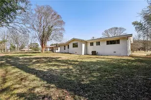 1050 Rays Rd, Stone Mountain, GA 30083 - Photo 25