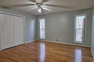 3288 Timber Bluff Dr NE, Marietta, GA 30062 - Photo 9