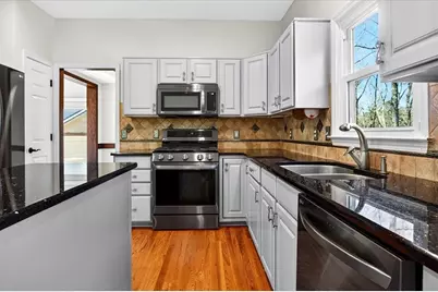 535 Tumbling Creek Drive, Alpharetta, GA 30005 - Photo 13