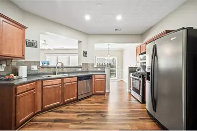 6066 Allpoint Way, Fairburn, GA 30213 - Photo 3