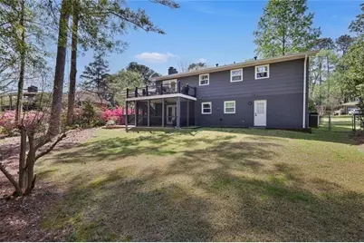 677 Hillandale Circle SW, Marietta, GA 30064 - Photo 35