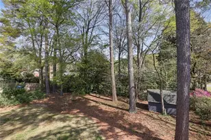 677 Hillandale Circle SW, Marietta, GA 30064 - Photo 37