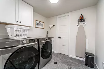 677 Hillandale Circle SW, Marietta, GA 30064 - Photo 27