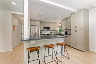 677 Hillandale Circle SW, Marietta, GA 30064 - Photo 9