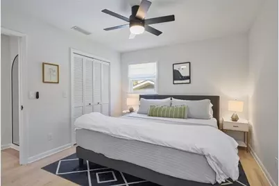 677 Hillandale Circle SW, Marietta, GA 30064 - Photo 17