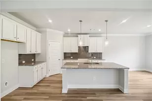 3670 Ivy Cottage Dr, Snellville, GA 30039 - Photo 11