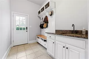 9885 Nature Mill Rd, Johns Creek, GA 30022 - Photo 21