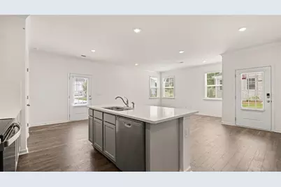 536 Silver Moon Drive, Loganville, GA 30052 - Photo 9