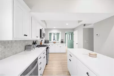 240 Park Bridge Lane, Roswell, GA 30075 - Photo 17