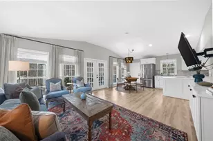 240 Park Bridge Ln, Roswell, GA 30075 - Photo 9