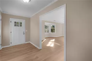 300 Woodland Dr, Calhoun, GA 30701 - Photo 7