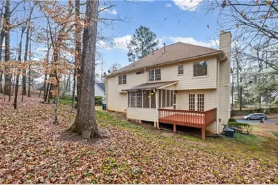 110 N Bluff, Alpharetta, GA 30004 - Photo 27