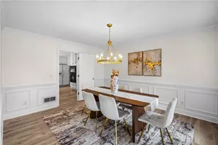 110 N Bluff, Alpharetta, GA 30004 - Photo 9